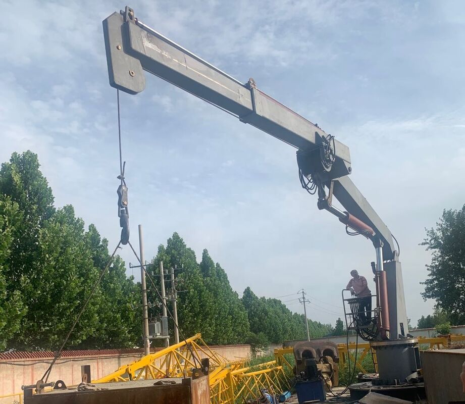 Top Quality Hydraulic Telescopic Knuckle Crane 25 Ton 40 Ton 50 Ton Marine Deck Crane