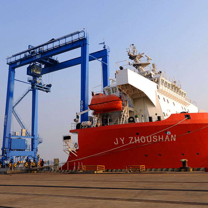 New RTG for Medium to Large Container Terminals Crane Rubber Type Container Gantry Crane Span 15-22m Port Wharf Logistics