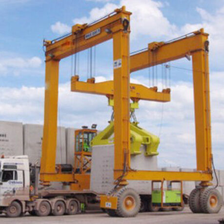 Zehua Multifunctional Straddle Carrier 20ft/40ft/45ft Iso Container Handler for Inland Depot 45ton Rubber Tyred Gantry Crane